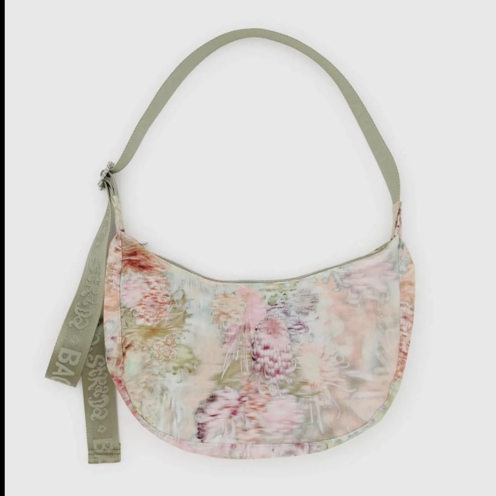 Baggu / Collina Strada